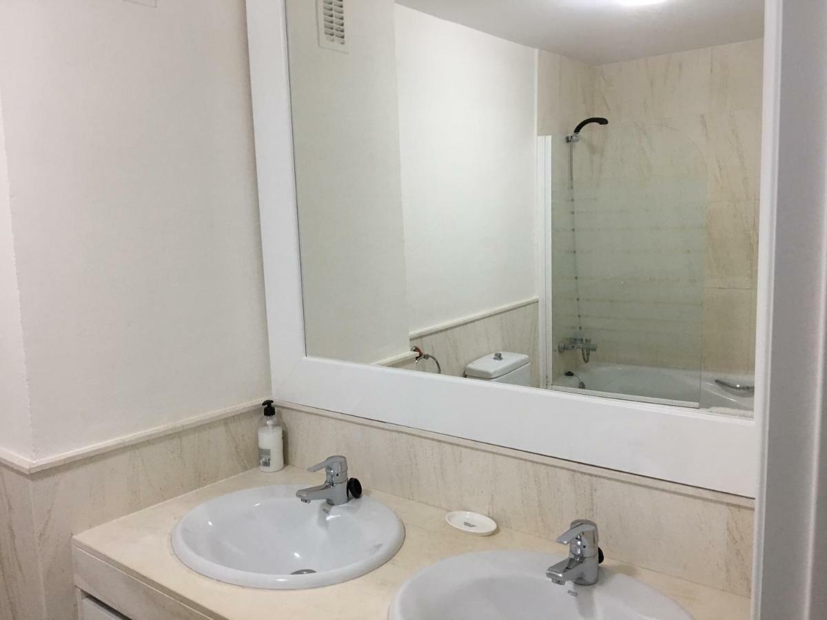Mi Capricho B16 Beachfront Apartment Ла-Кала-де-Михас Экстерьер фото