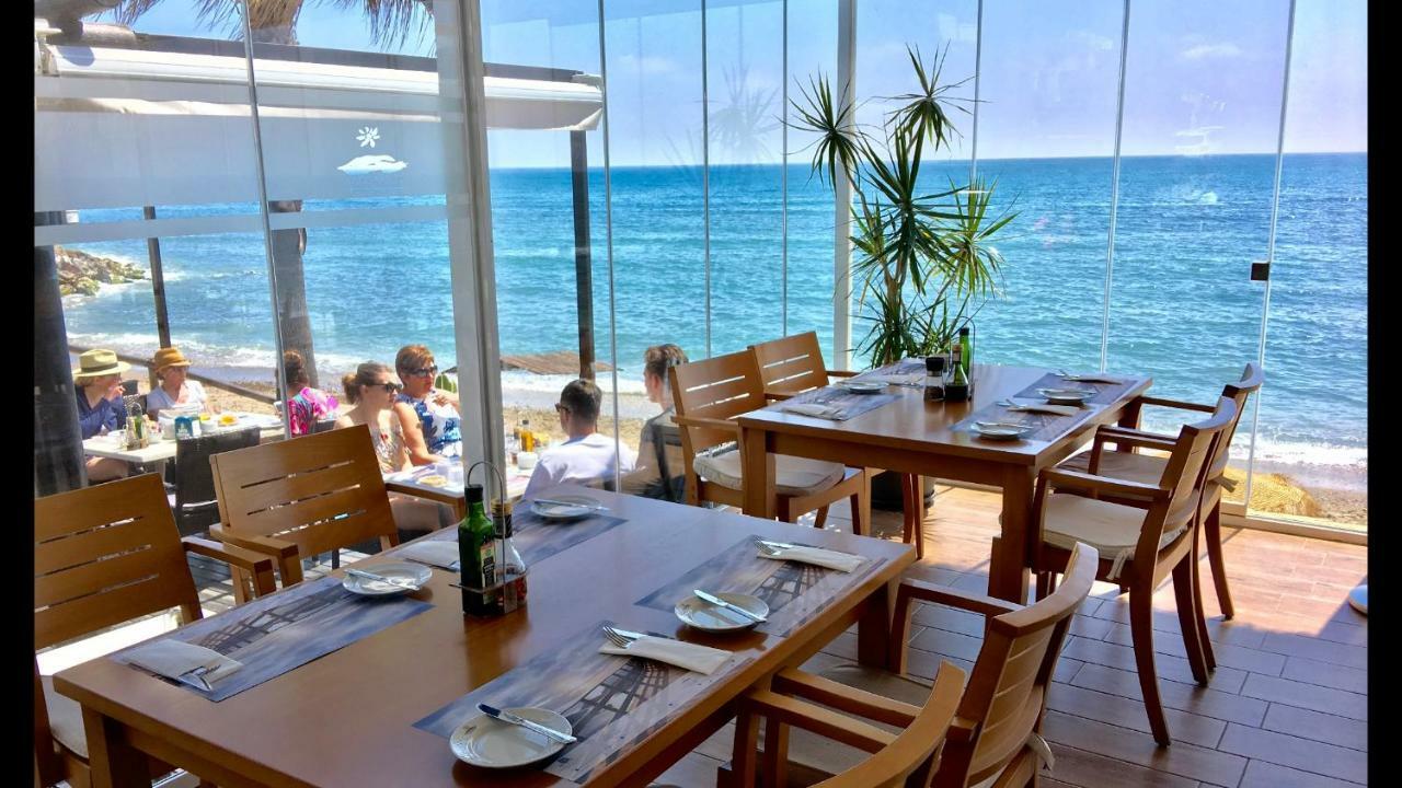 Mi Capricho B16 Beachfront Apartment Ла-Кала-де-Михас Экстерьер фото
